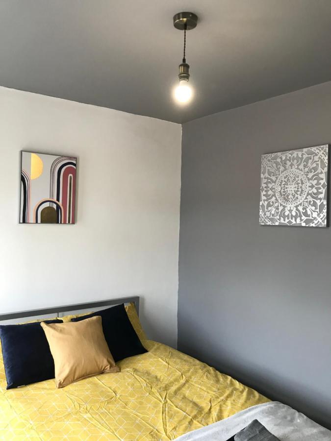 Clifton Apartment *